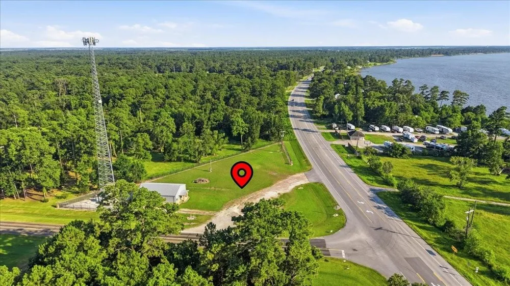 3438 Fm 563 Anahuac, TX 77514