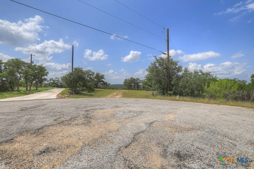 338 Sheridan Drive Canyon Lake, TX 78133