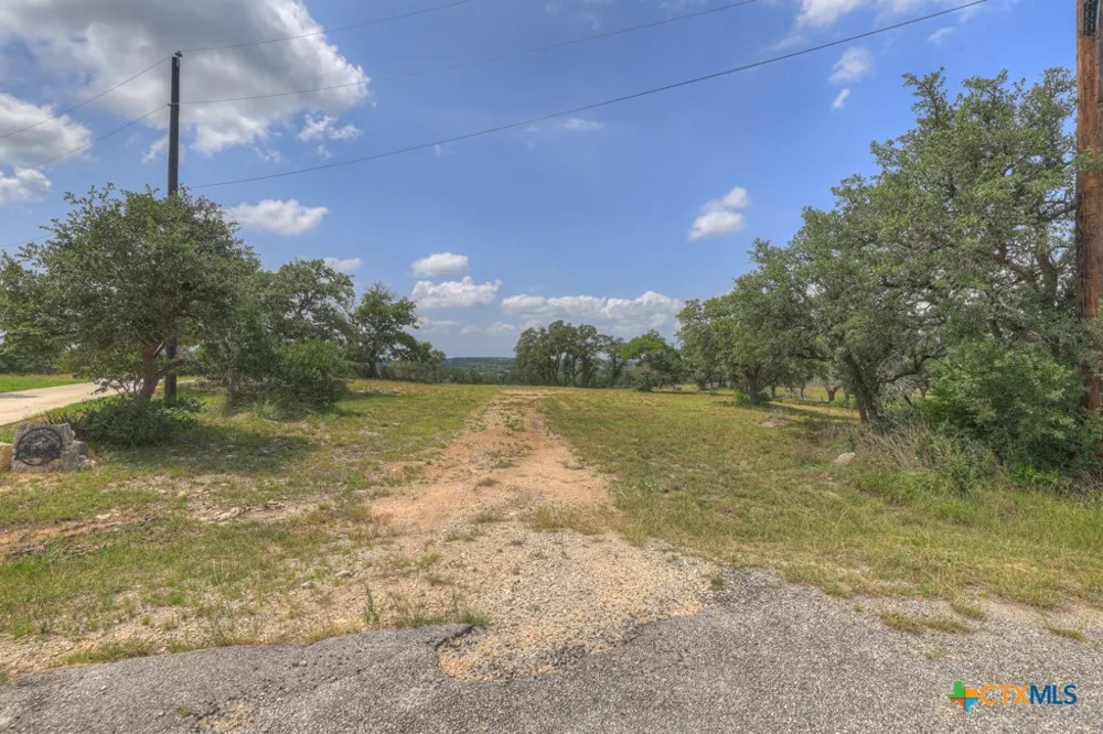 338 Sheridan Drive Canyon Lake, TX 78133