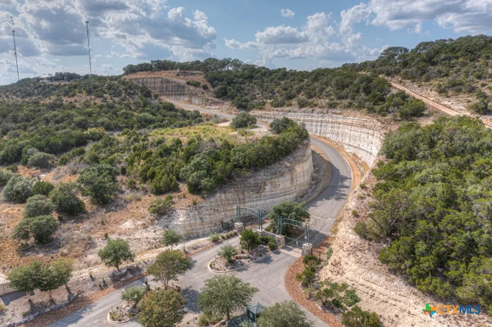 338 Sheridan Drive Canyon Lake, TX 78133