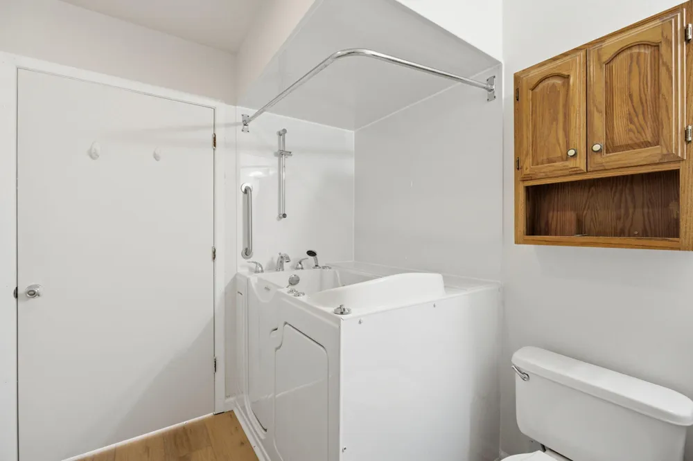 1360 Woodglen Avenue Ypsilanti, MI 48198