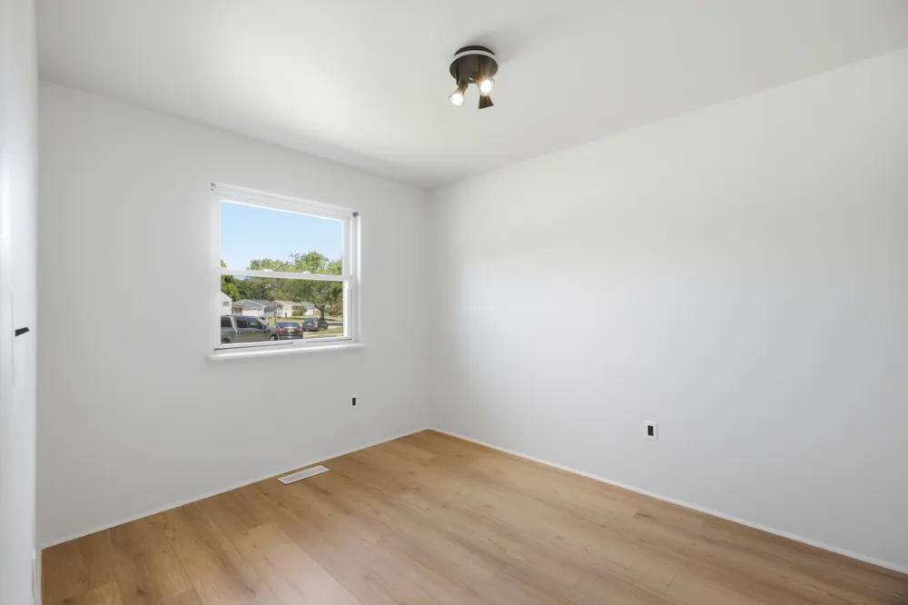 1360 Woodglen Avenue Ypsilanti, MI 48198