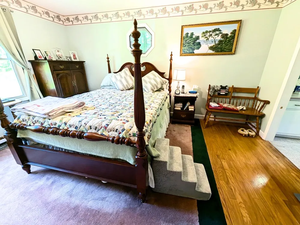 169 E Vineyard Road Hayesville, NC 28904
