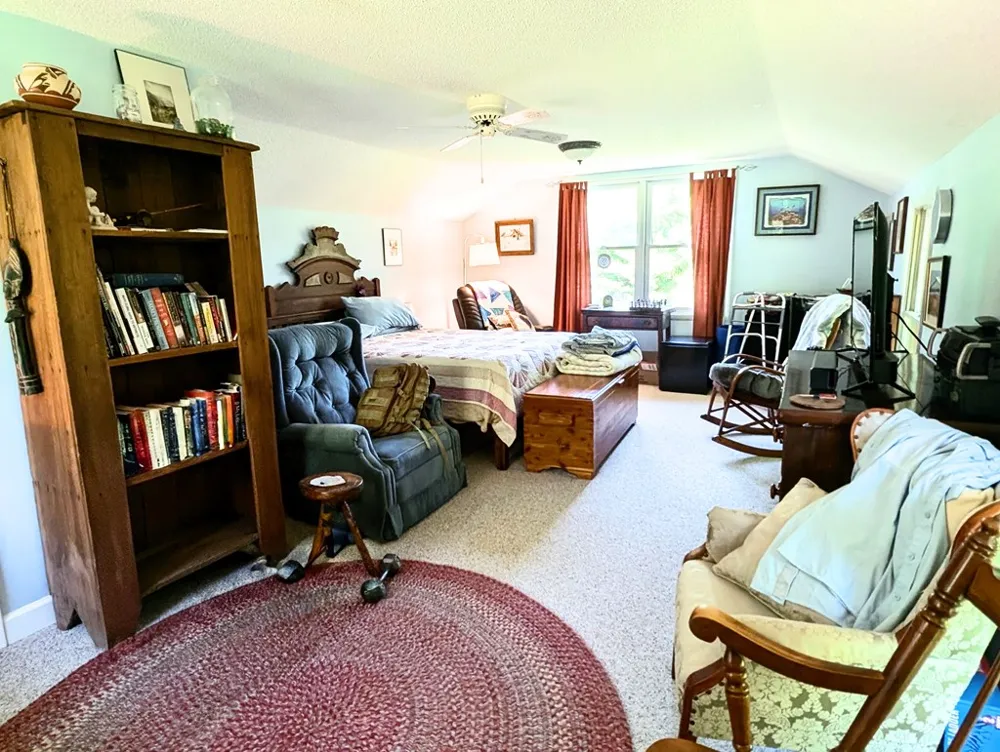 169 E Vineyard Road Hayesville, NC 28904