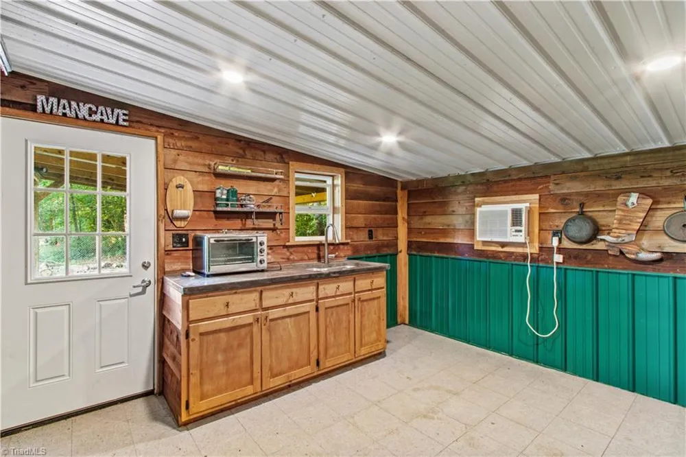 215 Meadow Lake Drive Salisbury, NC 28146