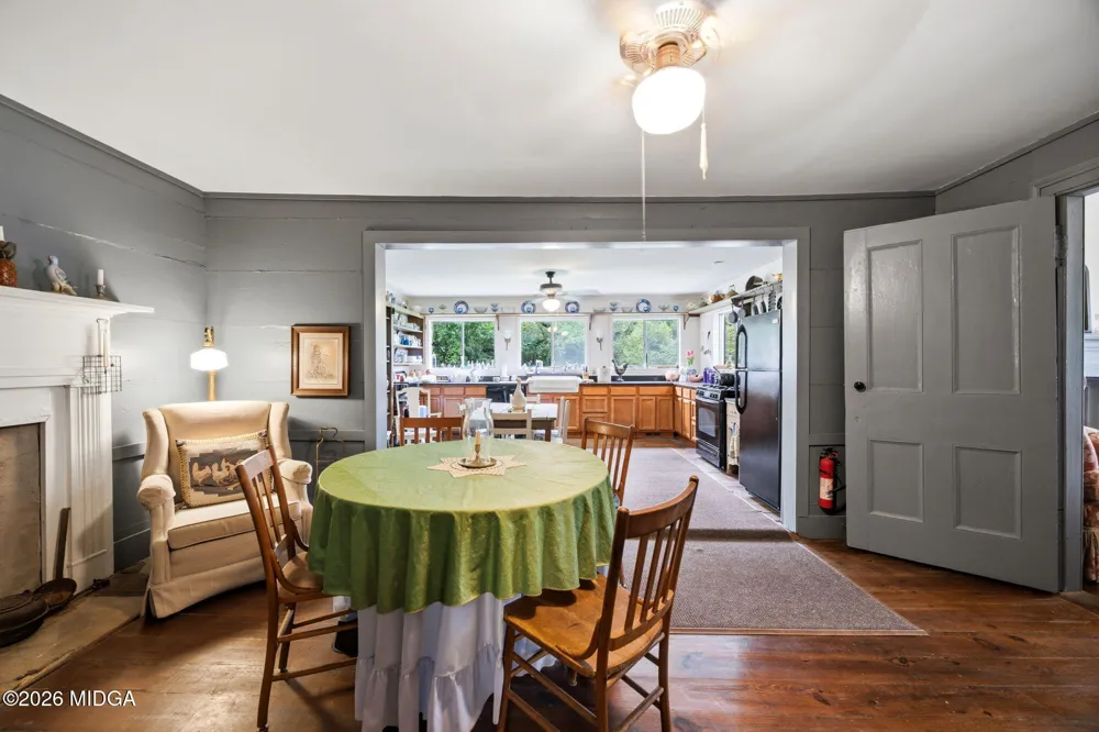 1880 Dames Ferry Road Forsyth, GA 31029