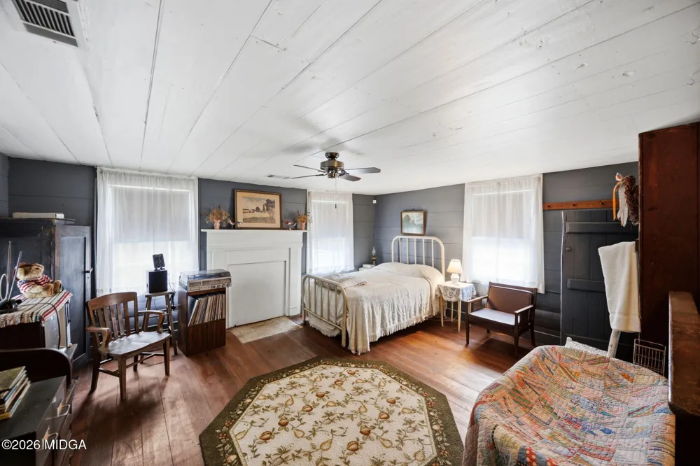 1880 Dames Ferry Road Forsyth, GA 31029