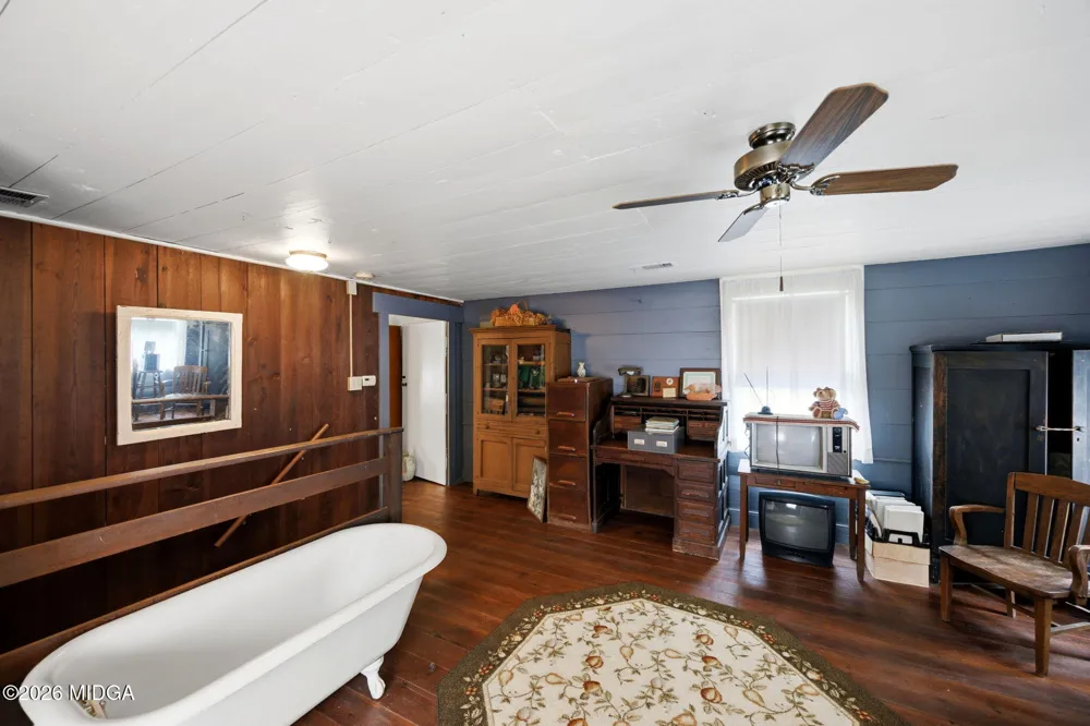 1880 Dames Ferry Road Forsyth, GA 31029