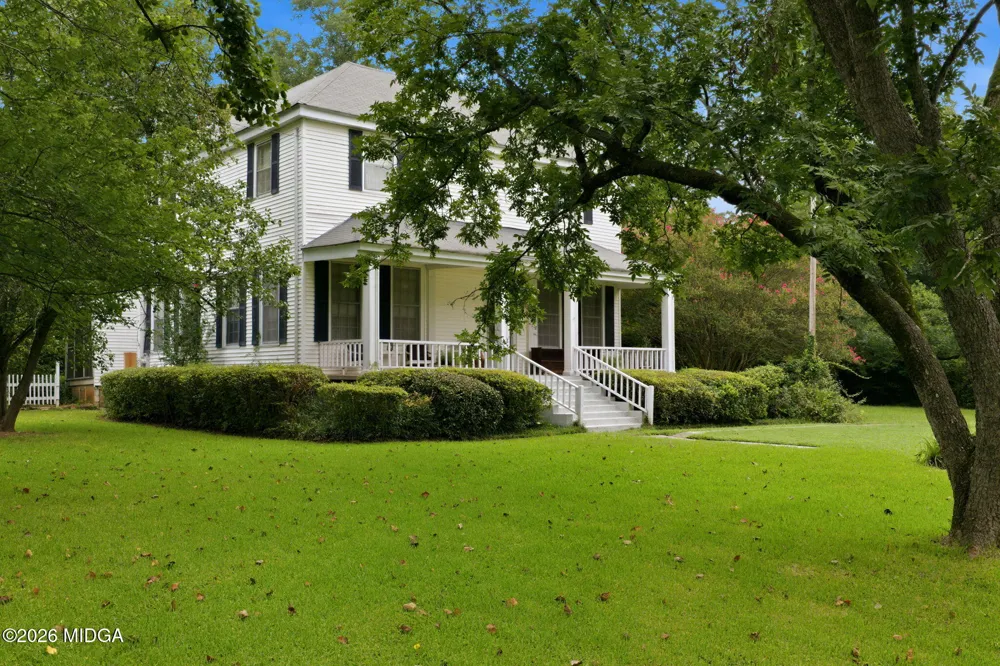 1880 Dames Ferry Road Forsyth, GA 31029