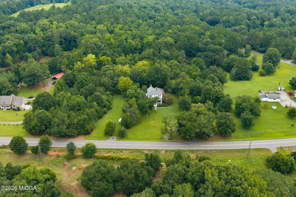 1880 Dames Ferry Road Forsyth, GA 31029