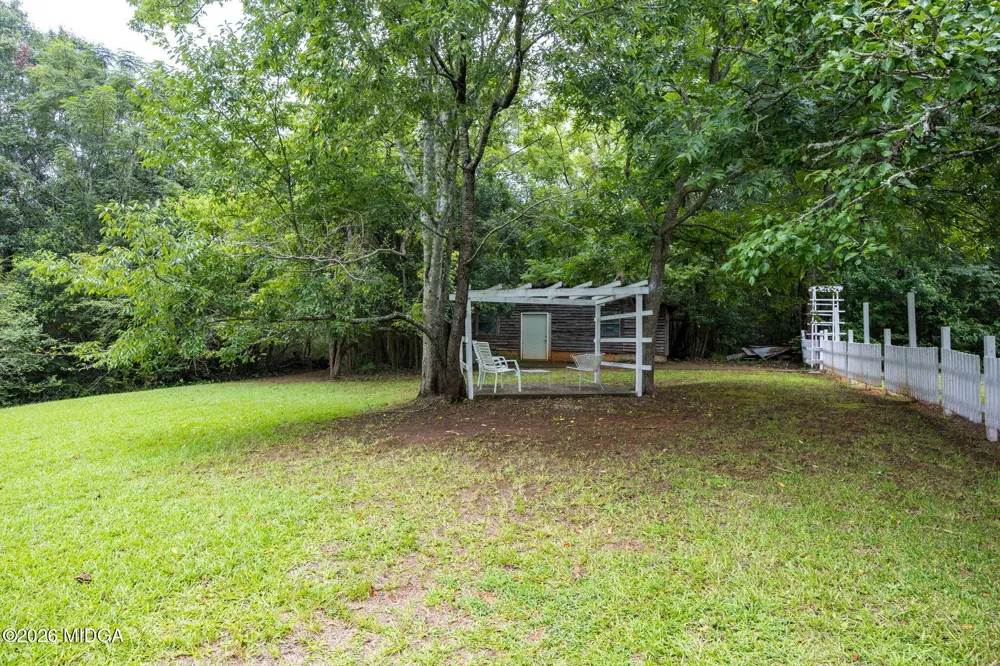 1880 Dames Ferry Road Forsyth, GA 31029