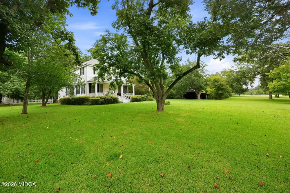 1880 Dames Ferry Road Forsyth, GA 31029