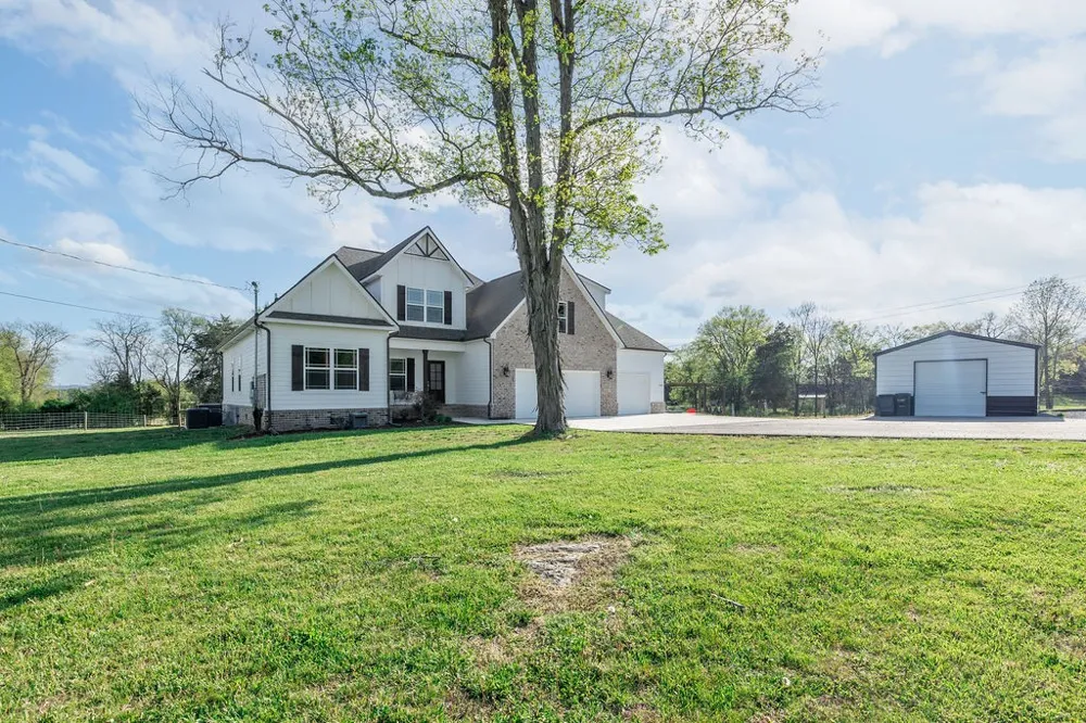 1331 Highway 64 W Shelbyville, TN 37160