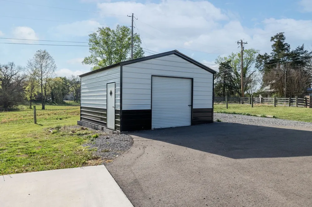 1331 Highway 64 W Shelbyville, TN 37160