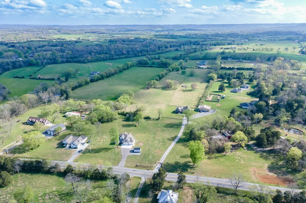 1331 Highway 64 W Shelbyville, TN 37160