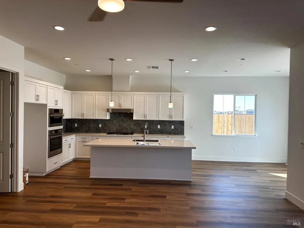 504 Merritt Street Oakley, CA 94561