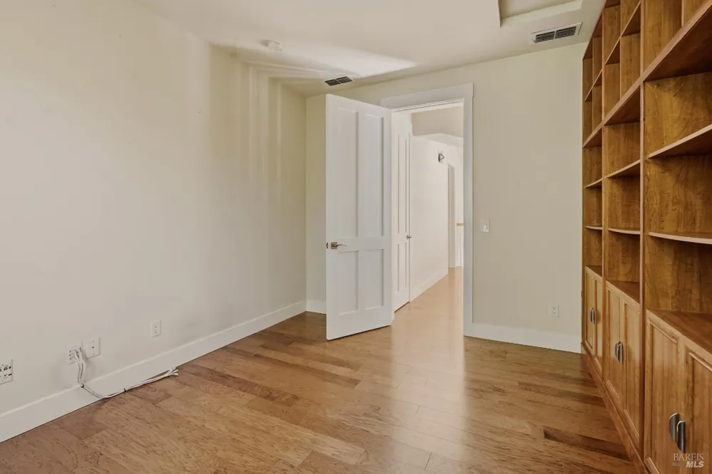 13785 Green Valley Road Forestville, CA 95436