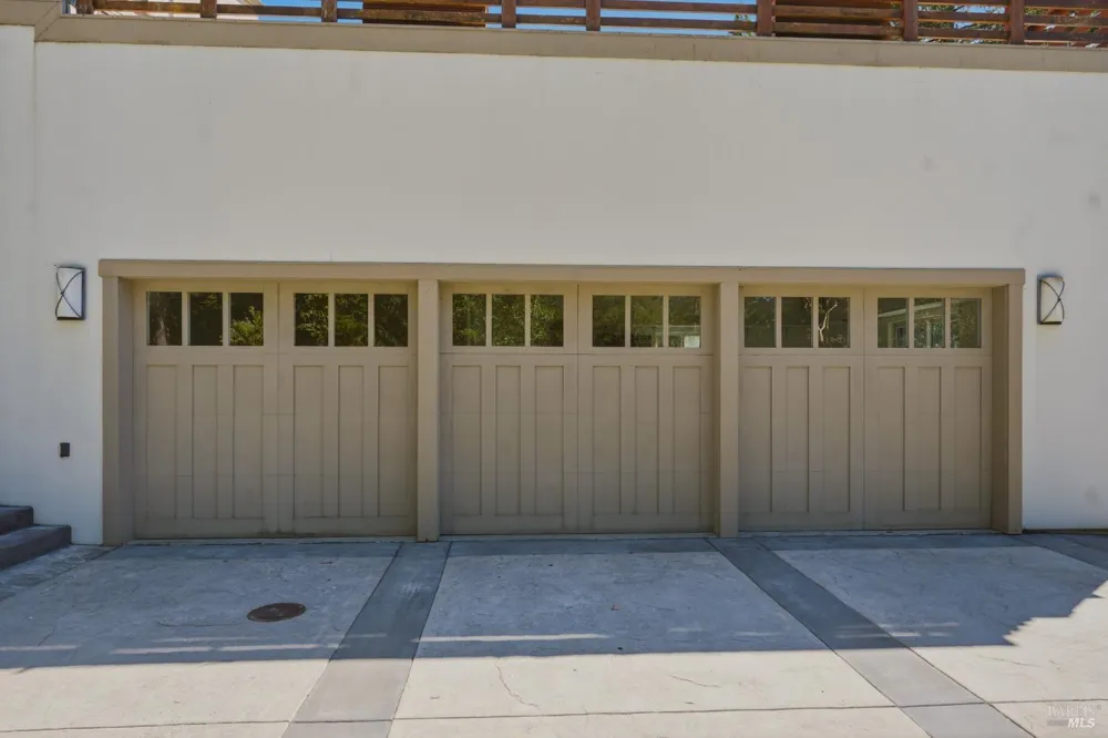 13785 Green Valley Road Forestville, CA 95436