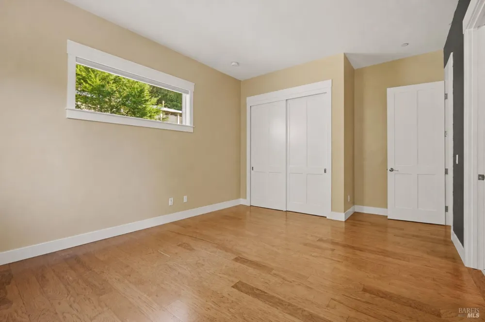 13785 Green Valley Road Forestville, CA 95436