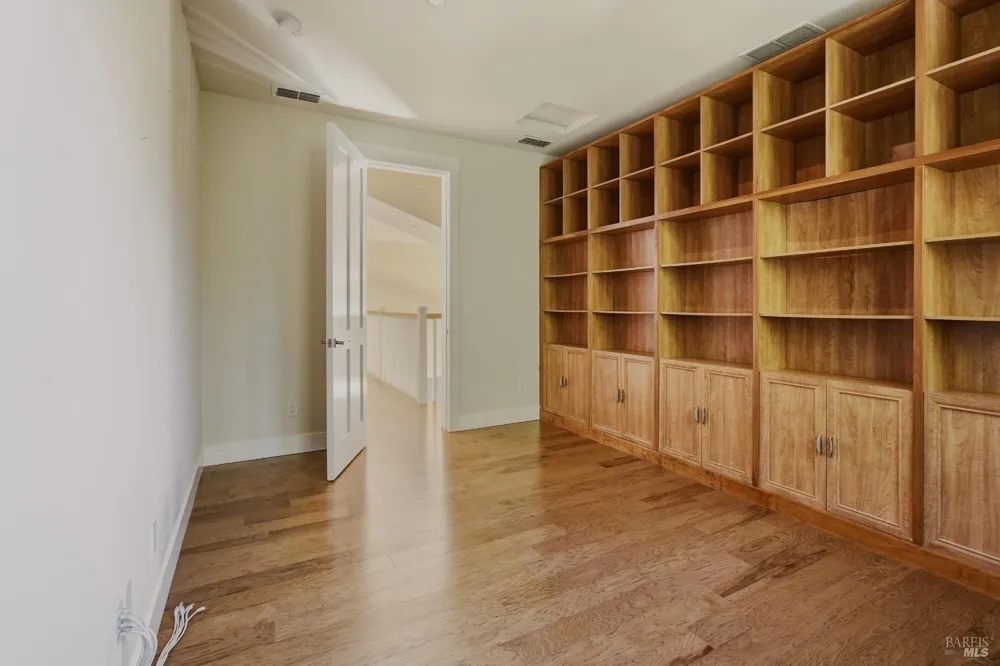 13785 Green Valley Road Forestville, CA 95436