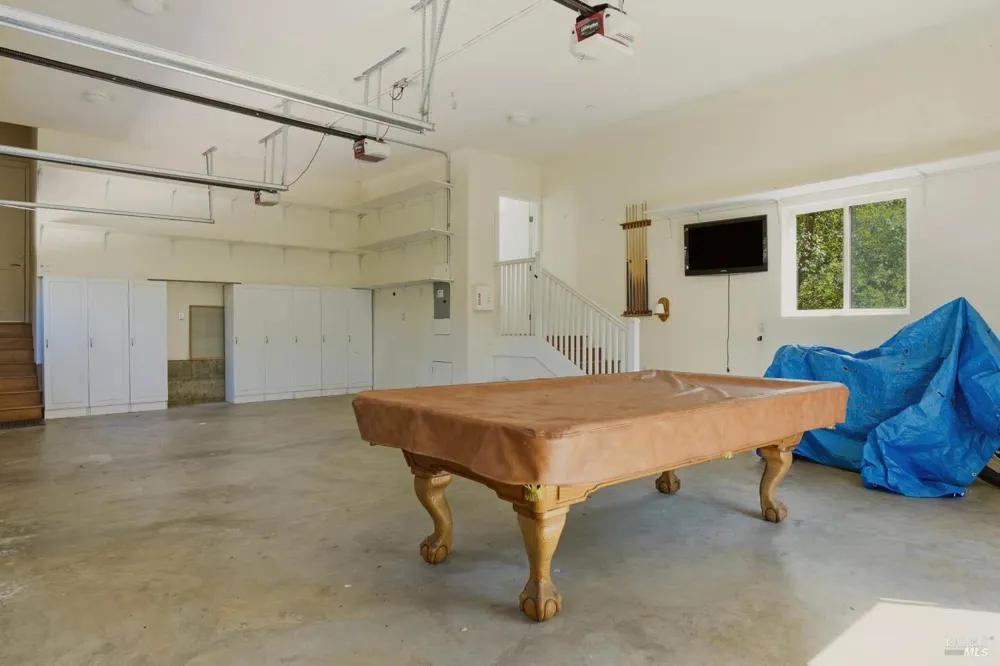 13785 Green Valley Road Forestville, CA 95436