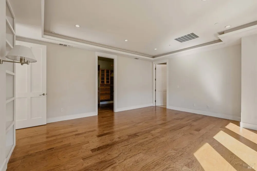 13785 Green Valley Road Forestville, CA 95436