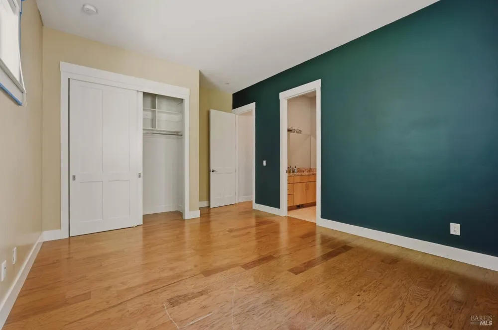 13785 Green Valley Road Forestville, CA 95436