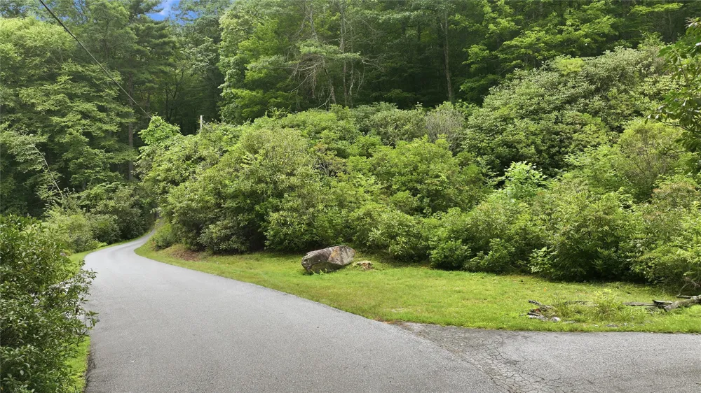 7 Dominion Road Cashiers, NC 28717