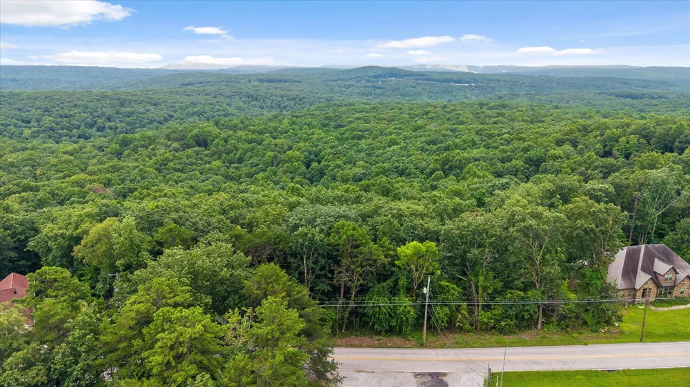 2830 Kell Road Signal Mountain, TN 37377