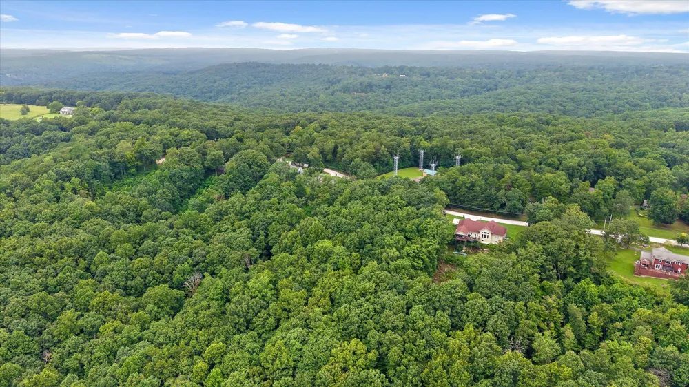 2830 Kell Road Signal Mountain, TN 37377