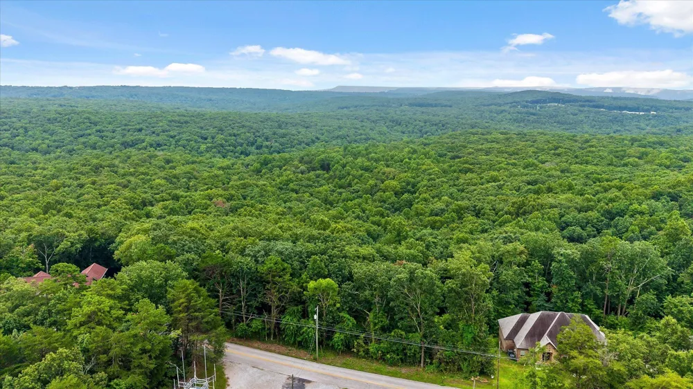 2830 Kell Road Signal Mountain, TN 37377