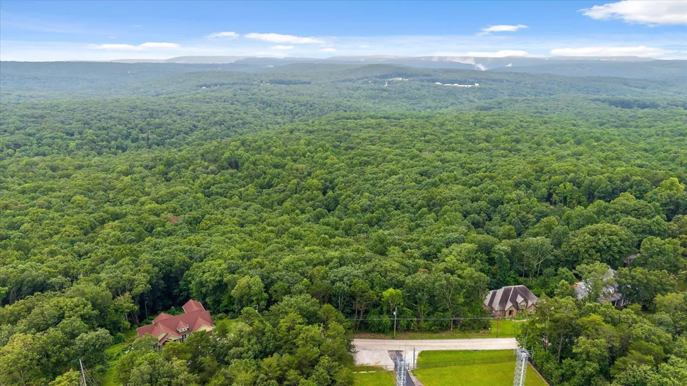 2830 Kell Road Signal Mountain, TN 37377