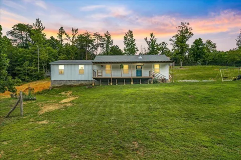 611 Clear Creek Road