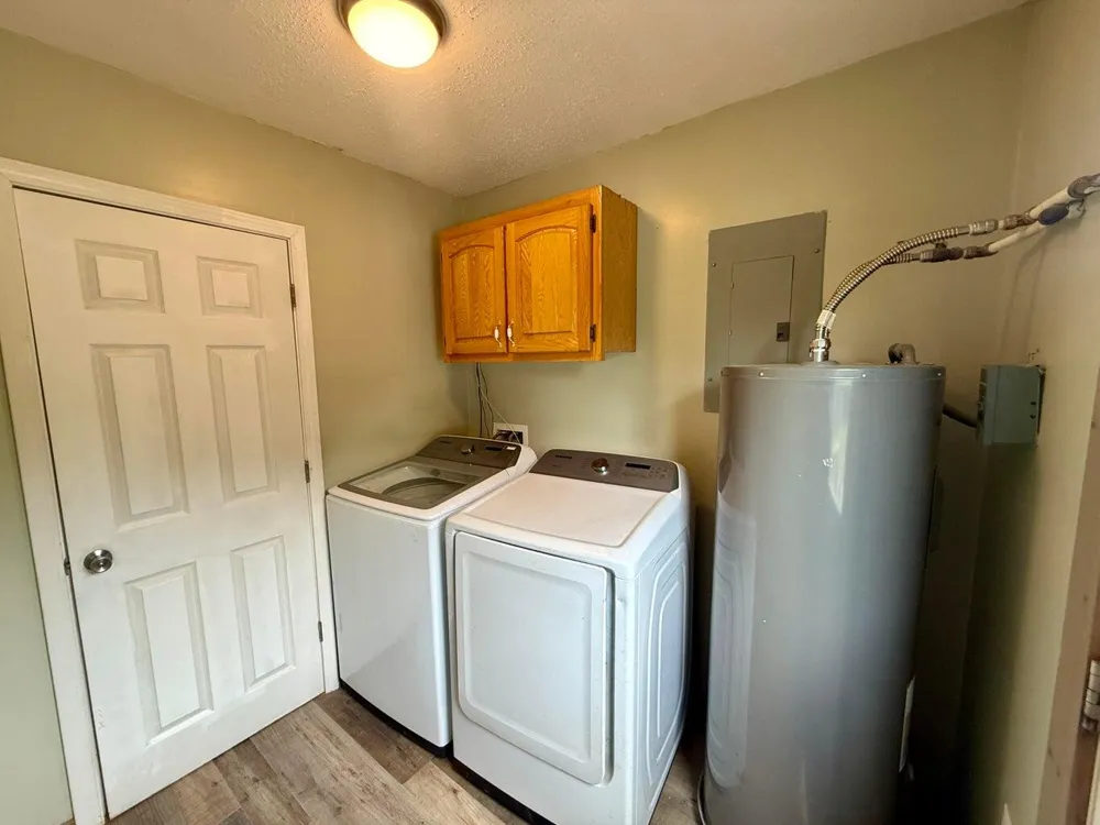 611 Clear Creek Road Evensville, TN 37332