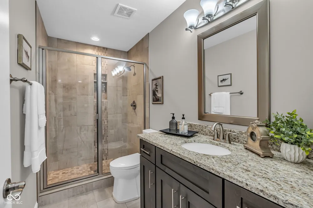 13797 E Southshore Drive Fishers, IN 46037