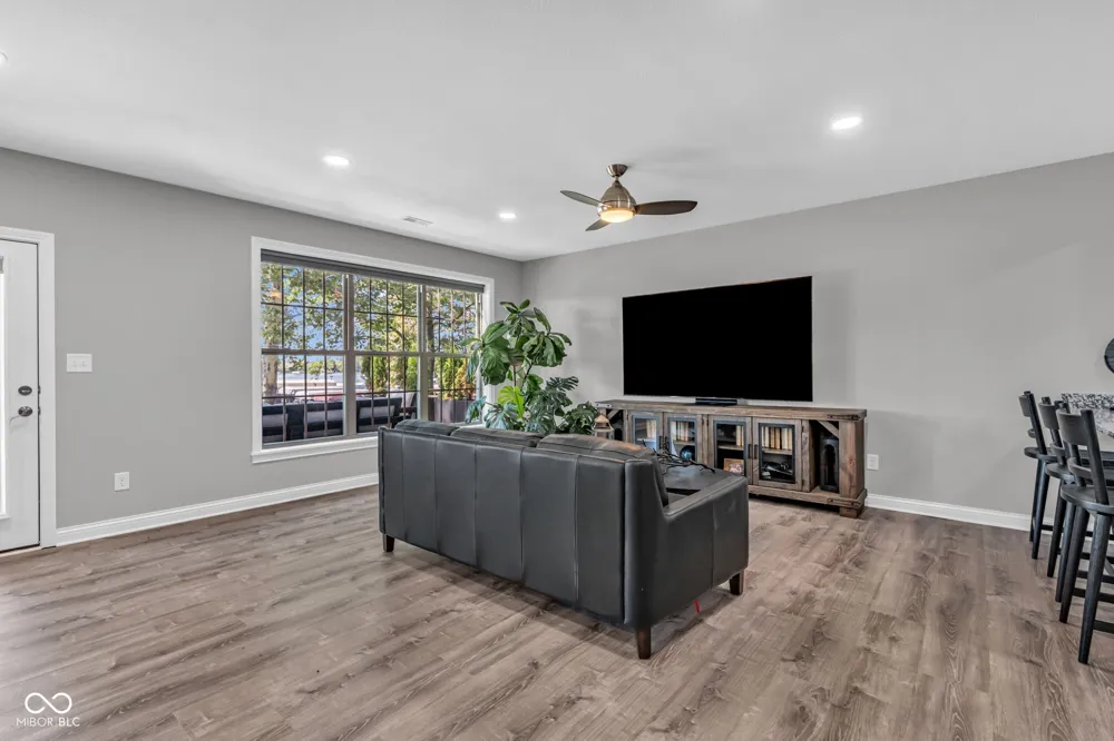 13797 E Southshore Drive Fishers, IN 46037
