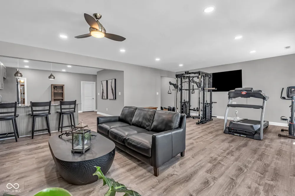 13797 E Southshore Drive Fishers, IN 46037
