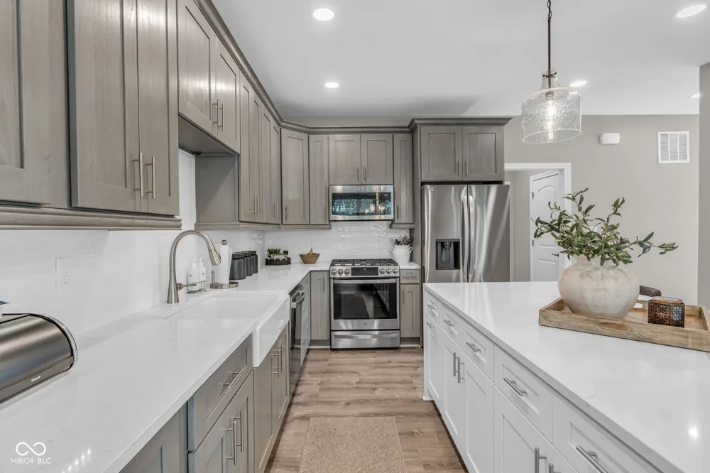 13797 E Southshore Drive Fishers, IN 46037