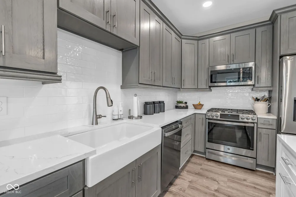 13797 E Southshore Drive Fishers, IN 46037