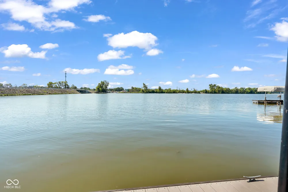 13797 E Southshore Drive Fishers, IN 46037