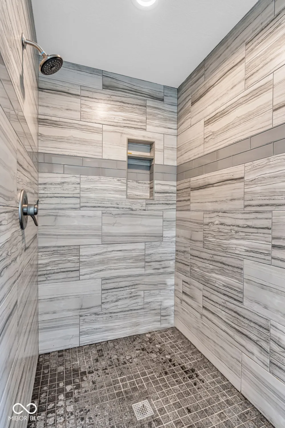 13797 E Southshore Drive Fishers, IN 46037