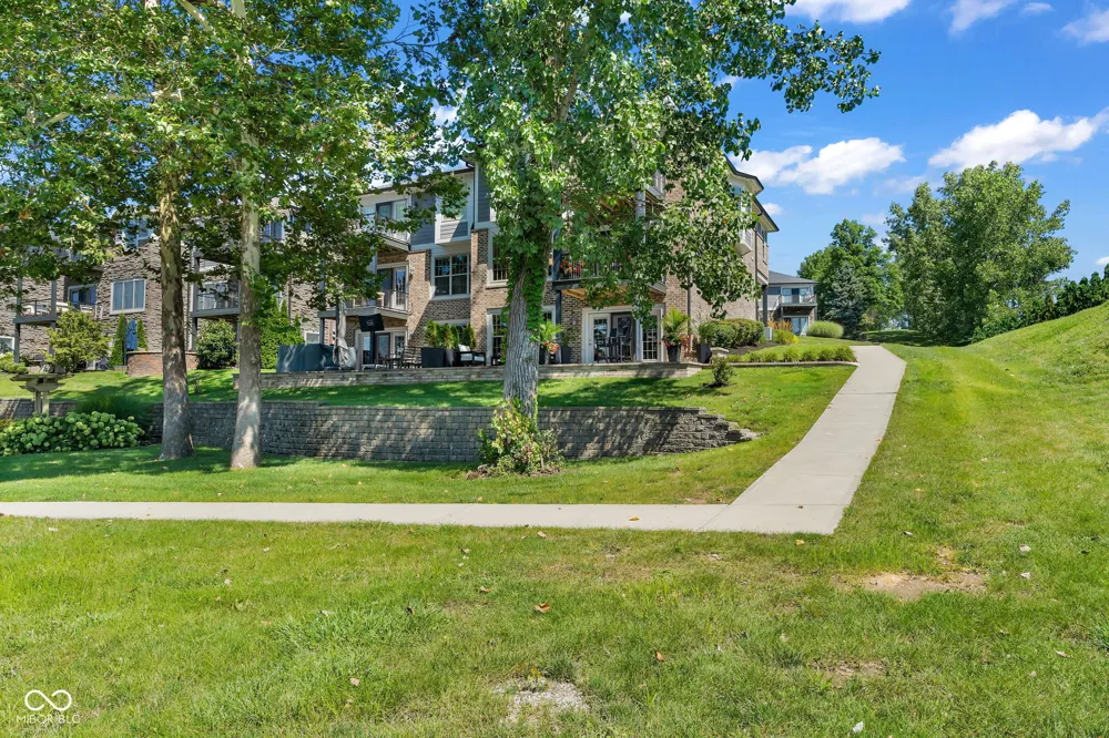 13797 E Southshore Drive Fishers, IN 46037