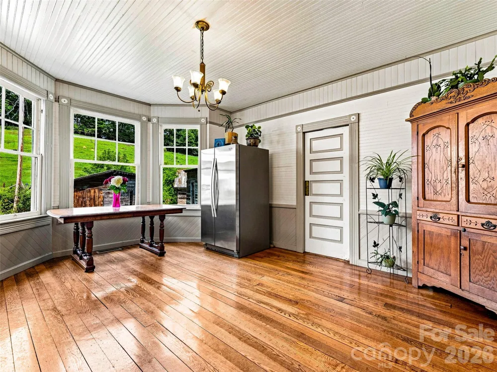 5 Clarks Cove Road Leicester, NC 28748