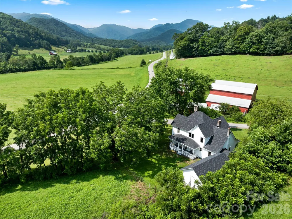5 Clarks Cove Road Leicester, NC 28748