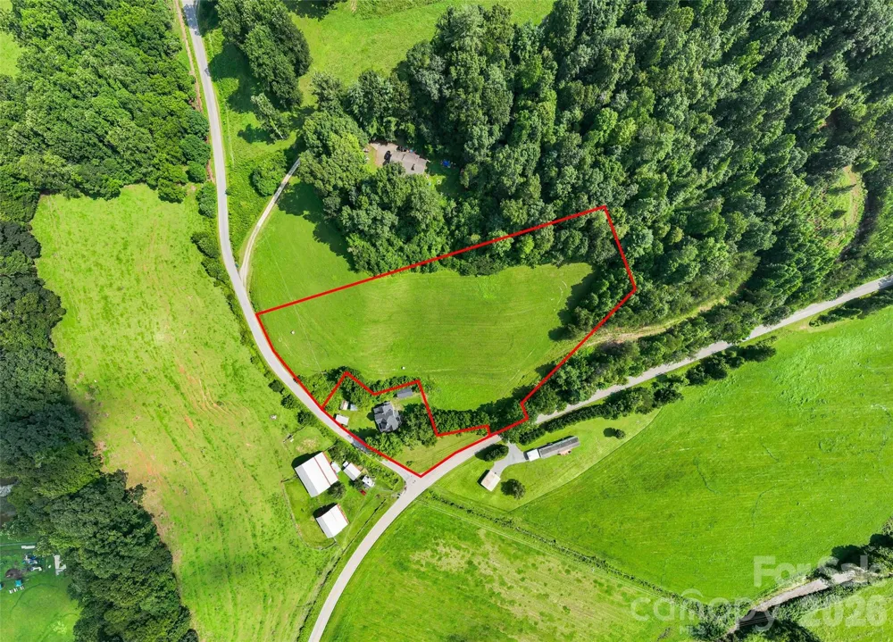 5 Clarks Cove Road Leicester, NC 28748