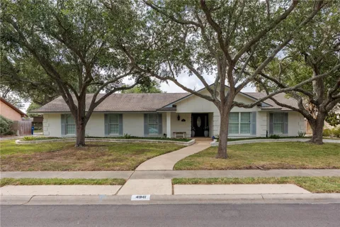 4941 Greenbriar Drive