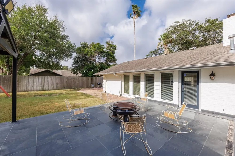 4941 Greenbriar Drive Corpus Christi, TX 78413