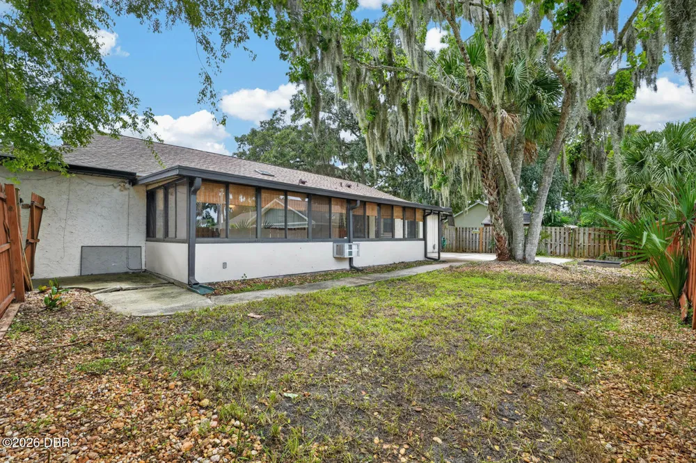 475 Woodstock Drive Port Orange, FL 32127