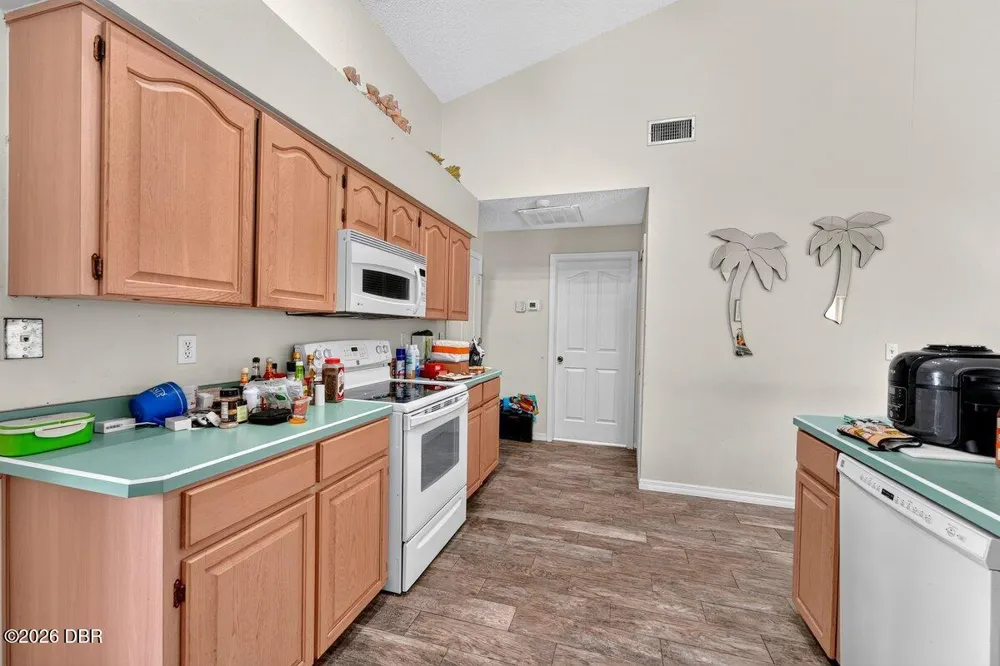 15 Spanish Waters Drive Ormond Beach, FL 32176