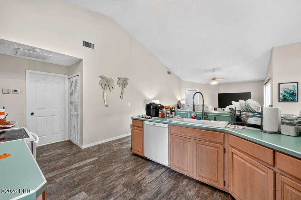 15 Spanish Waters Drive Ormond Beach, FL 32176